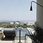 Semesteranläggning (resort) Magma Santorini, In The Unbound Collection By Hyatt Vourvoúlos