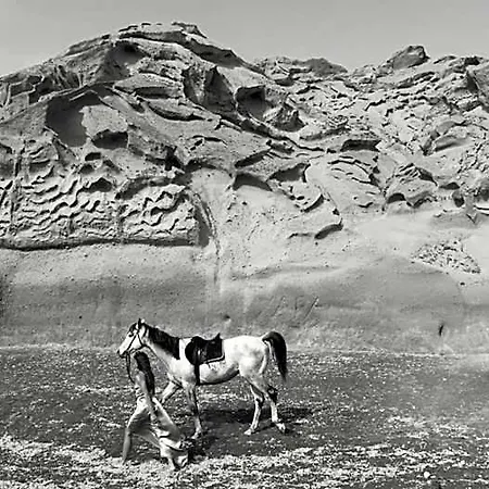 Magma Santorini, In The Unbound Collection By Hyatt Vourvoúlos