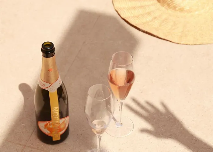 Magma Santorini, In The Unbound Collection By Hyatt 5* Vourvoúlos